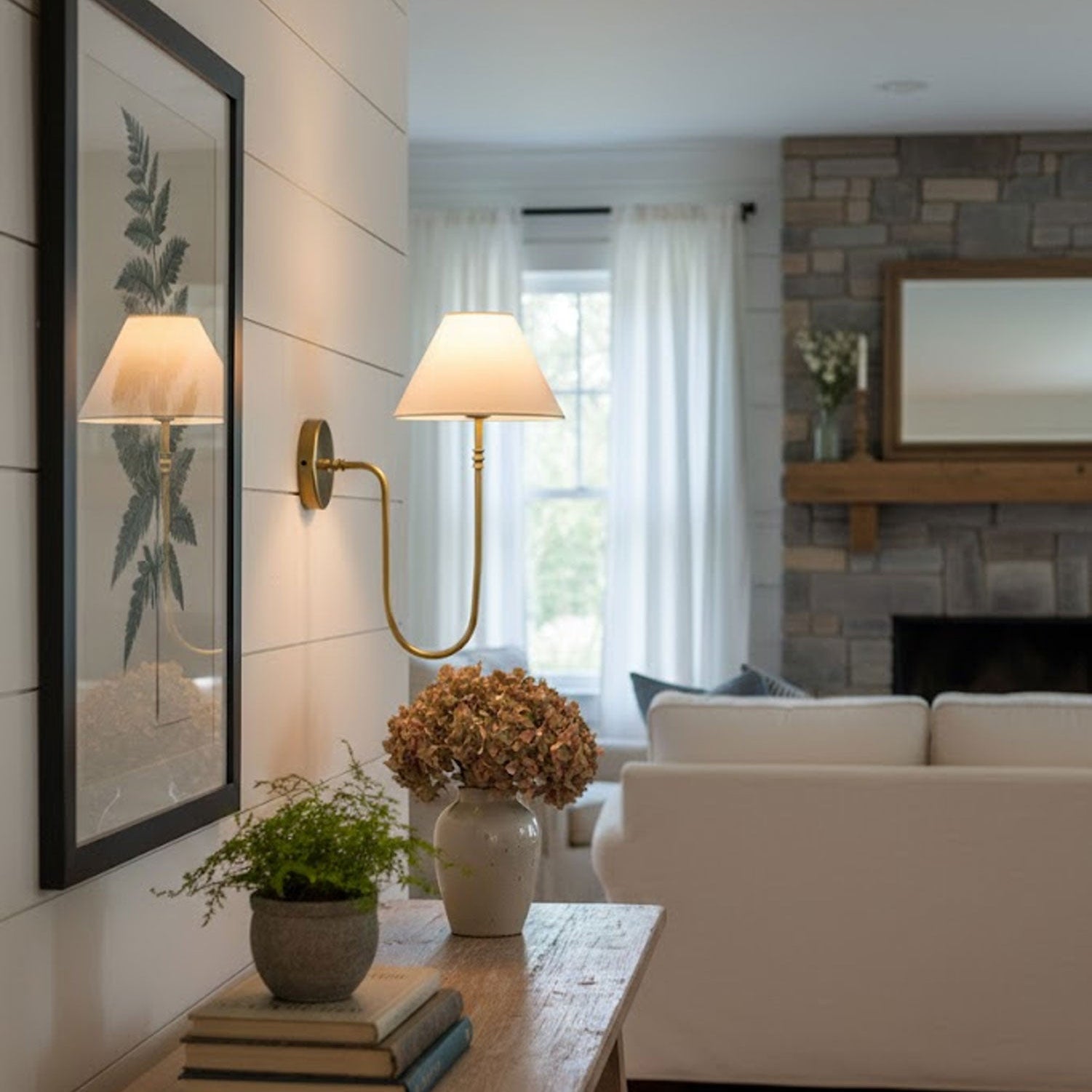 Dellon Wall Light