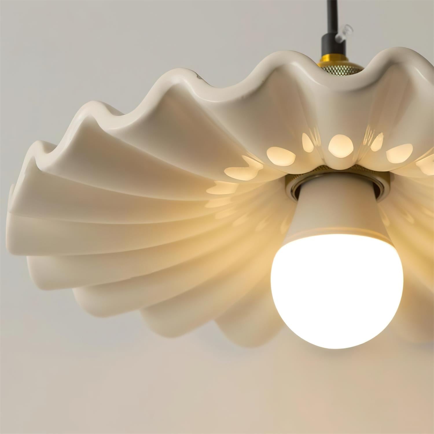 Cerolova Pendant Light