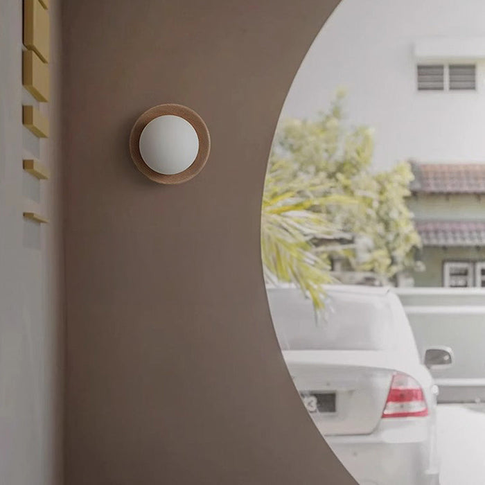 Ozon Wooden Wall Light