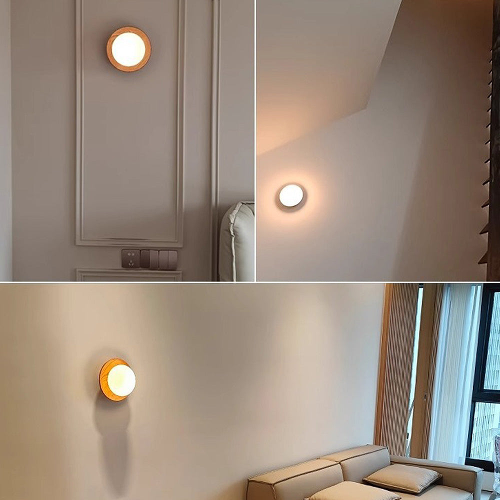Ozon Wooden Wall Light