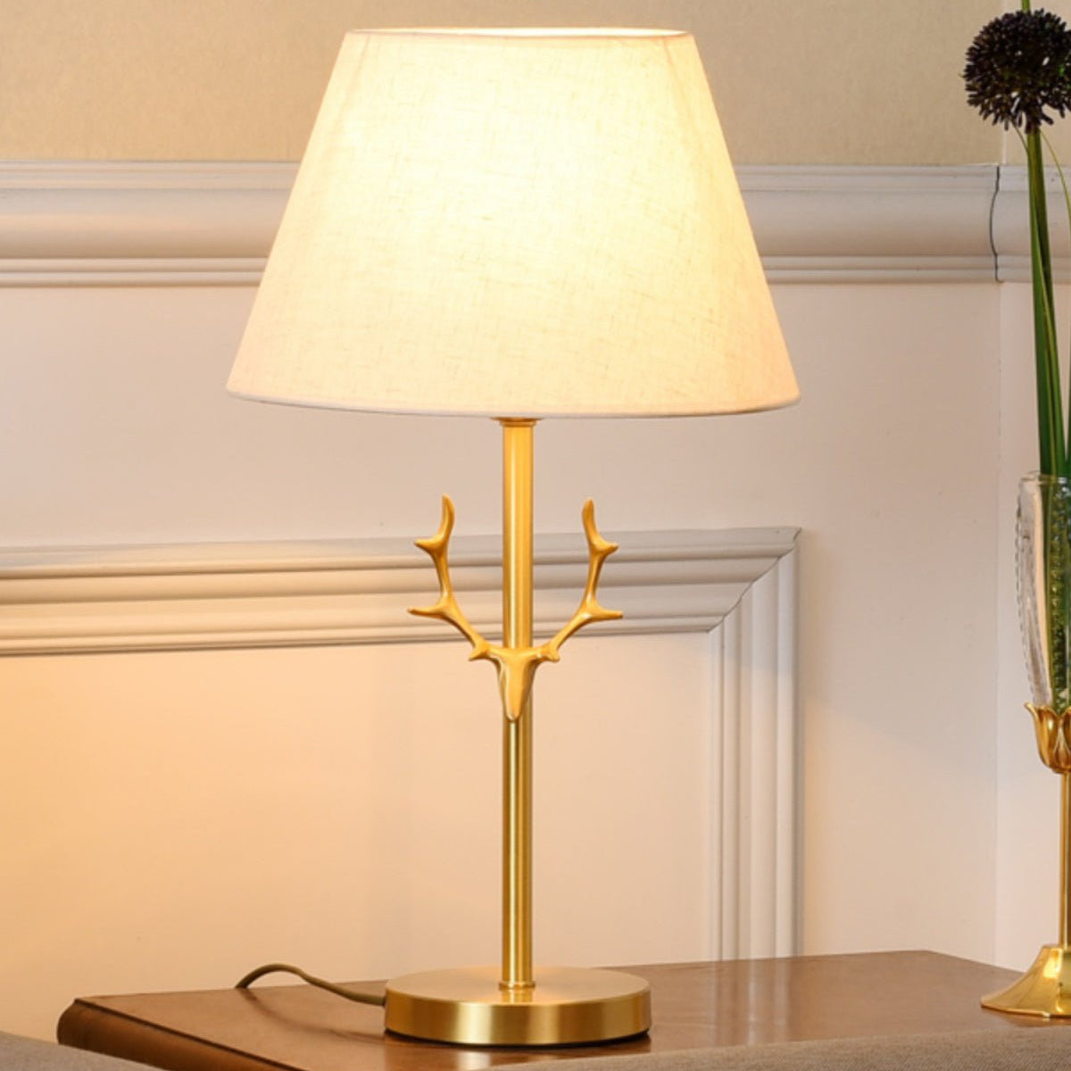 Darlo Stag Antler Table Lamp