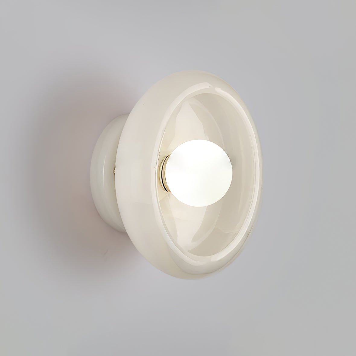 Jeda Marble Wall Light