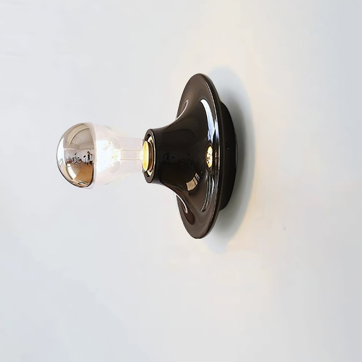 Tononalo Cone Wall Light