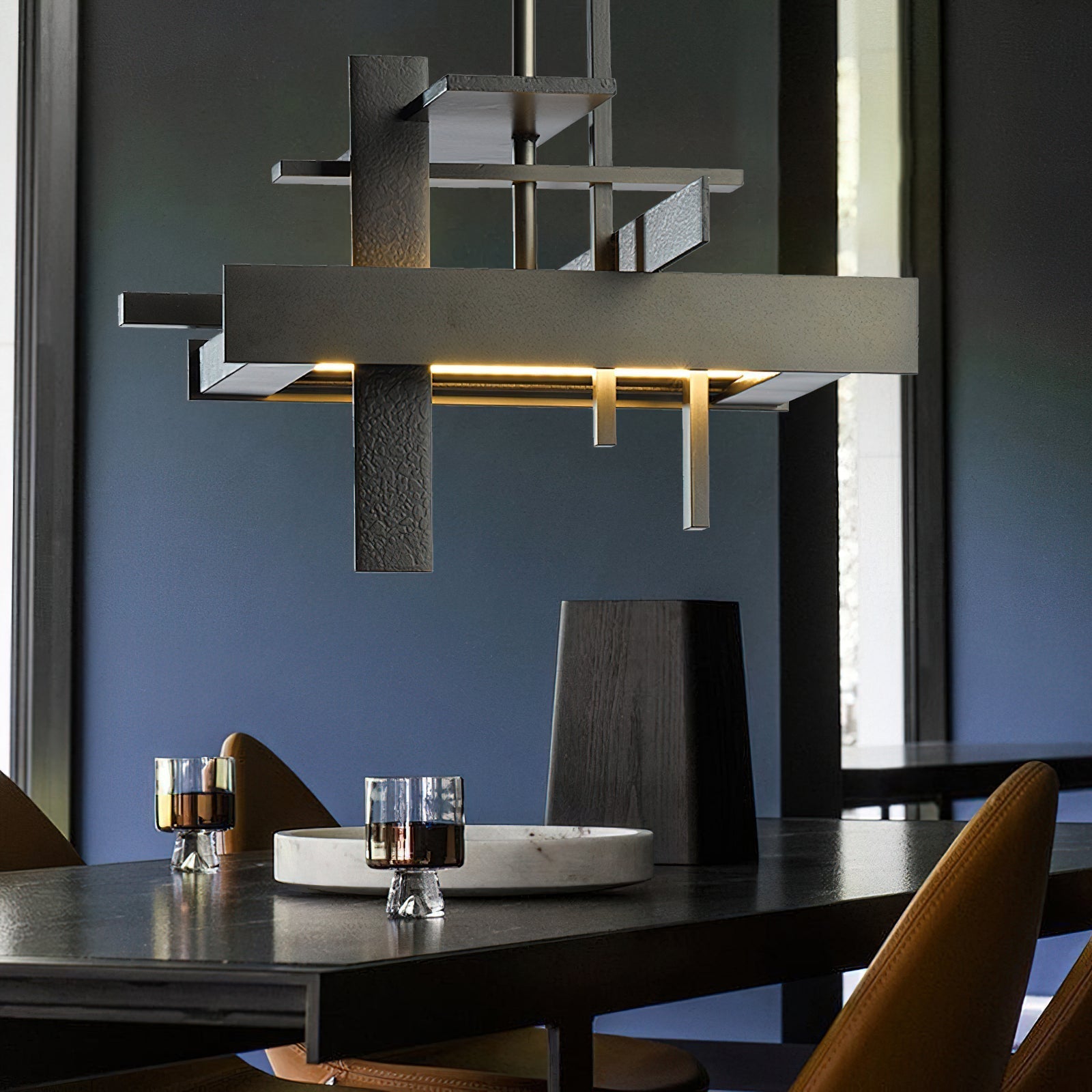 Eithinzo Pendant Light