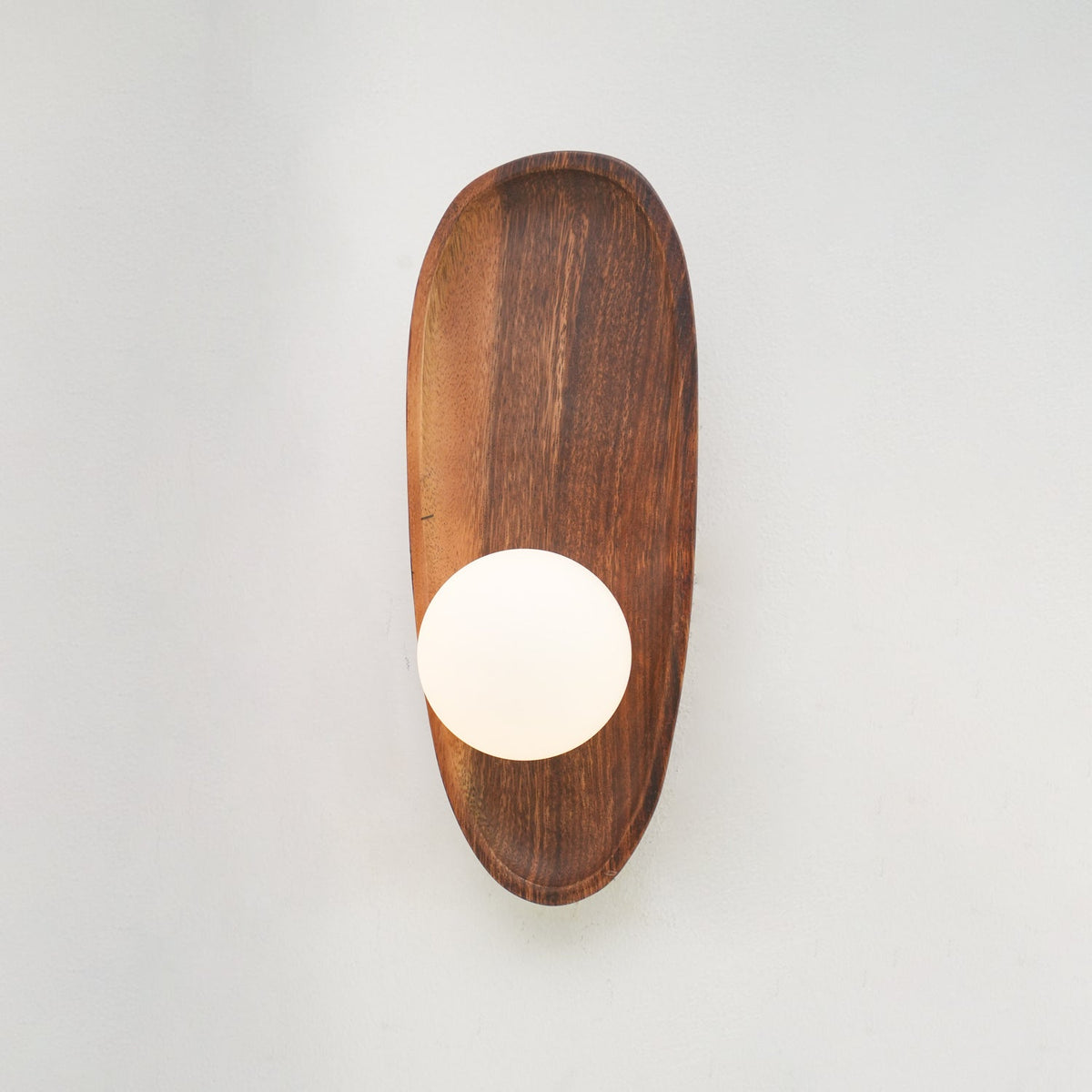 Codera Minimalist Wall Light