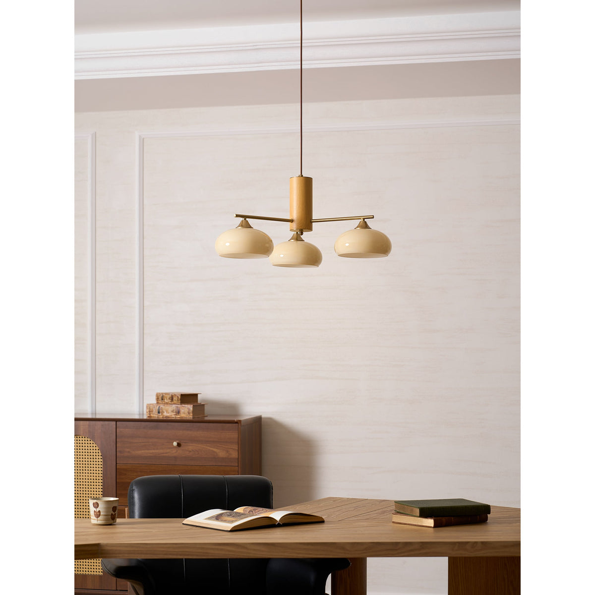 Vindo Oval Chandelier