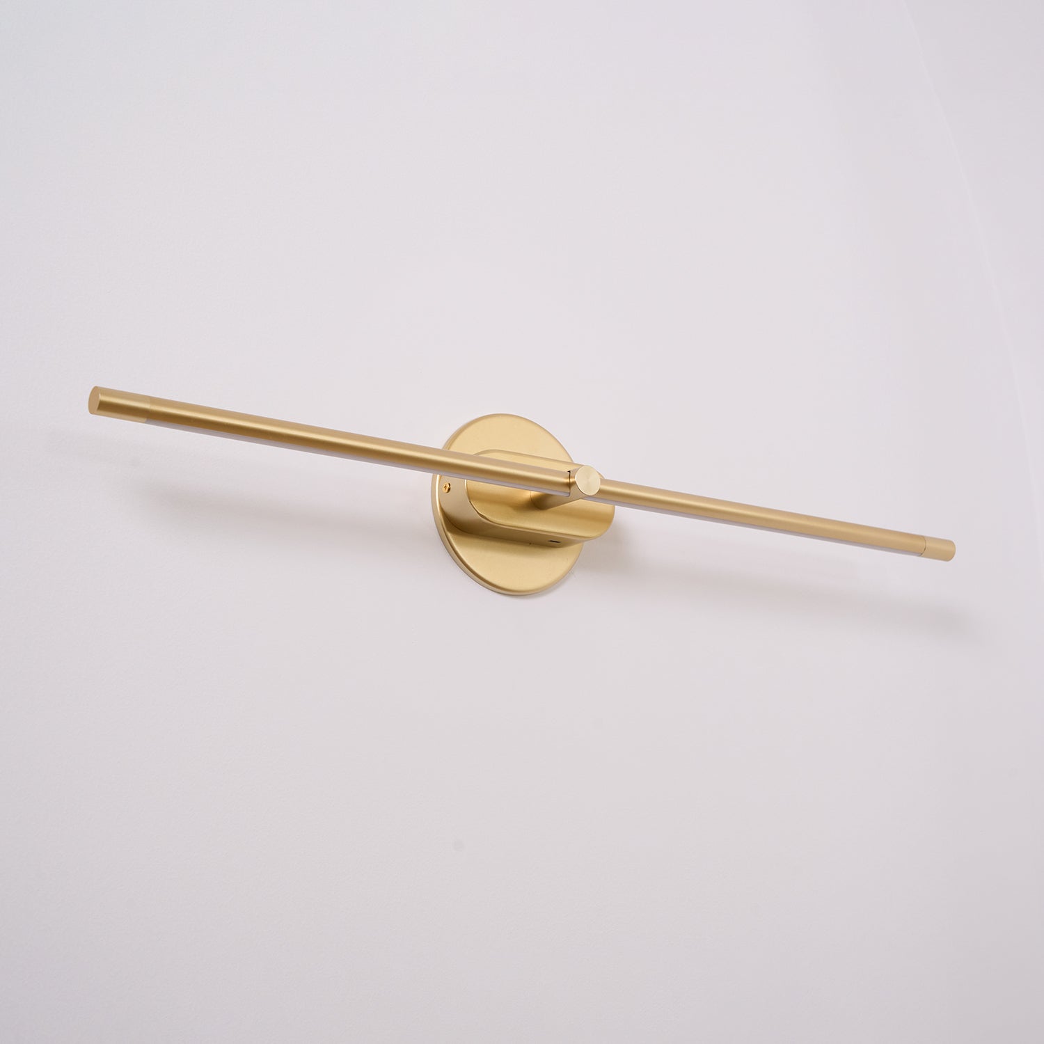 Govva Wall Light