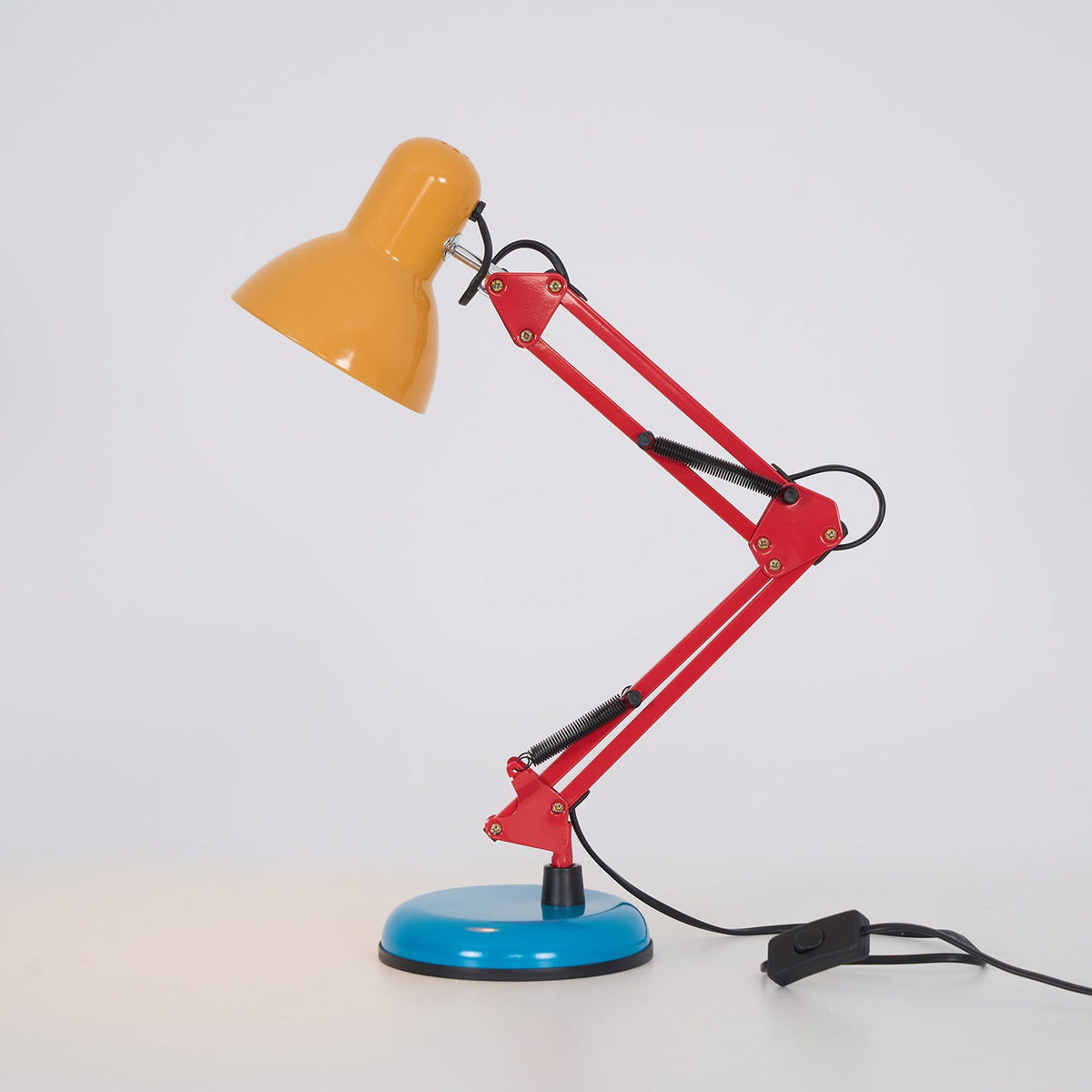 Honam Memphis Table Lamp