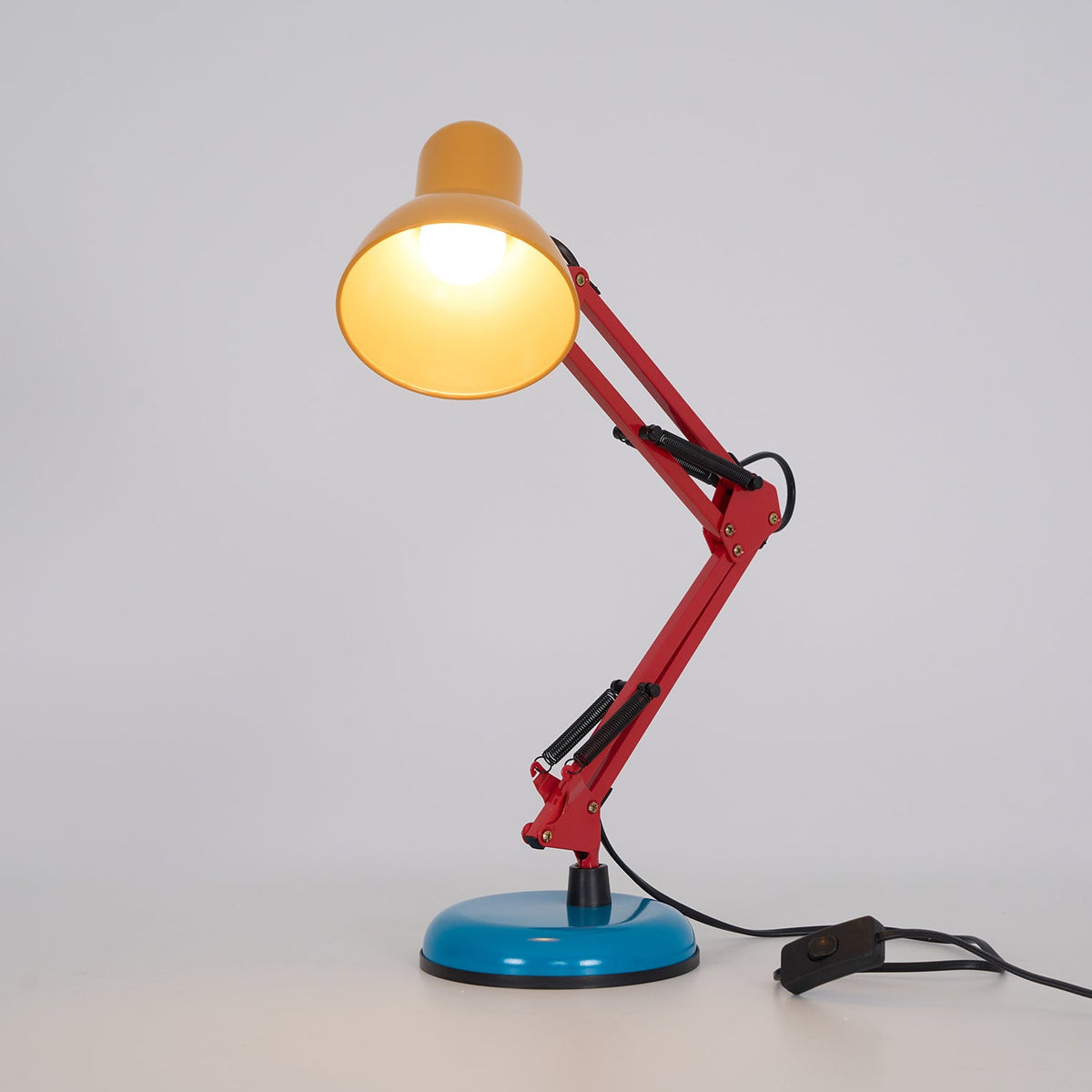 Honam Memphis Table Lamp