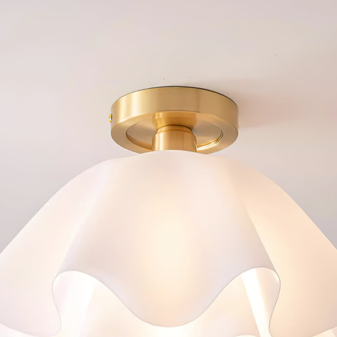 Leyan Flower Ceiling Light