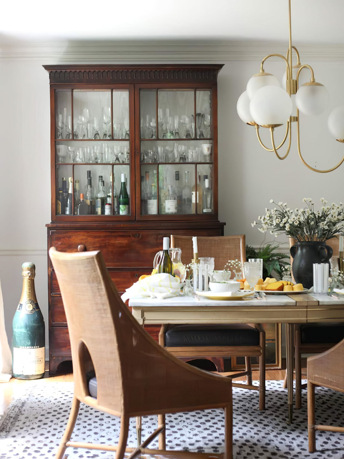 Spalo Globe Chandelier