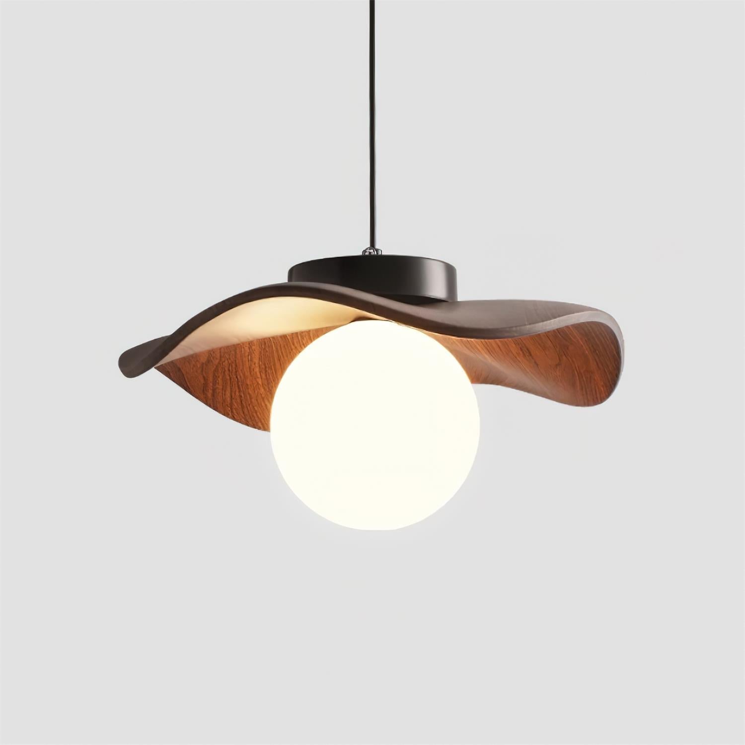 Taliz Leaf Pendant Light