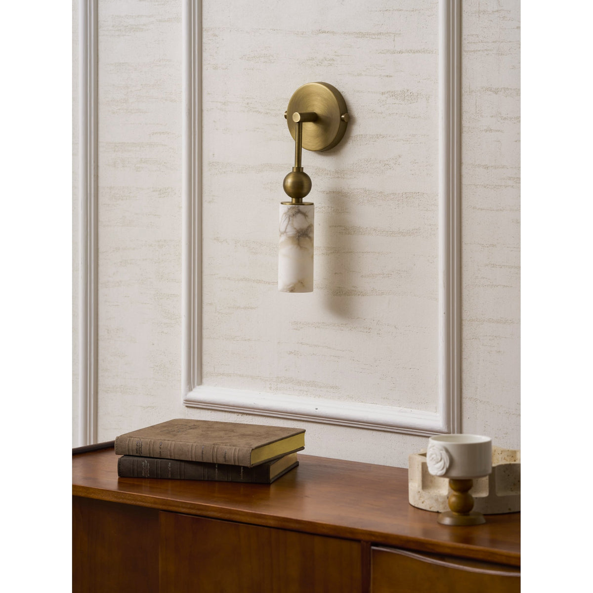 Golani Linear Wall Light