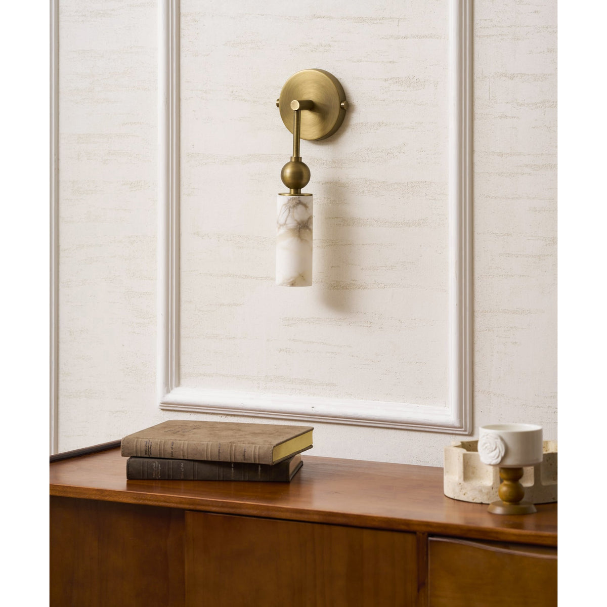 Golani Linear Wall Light