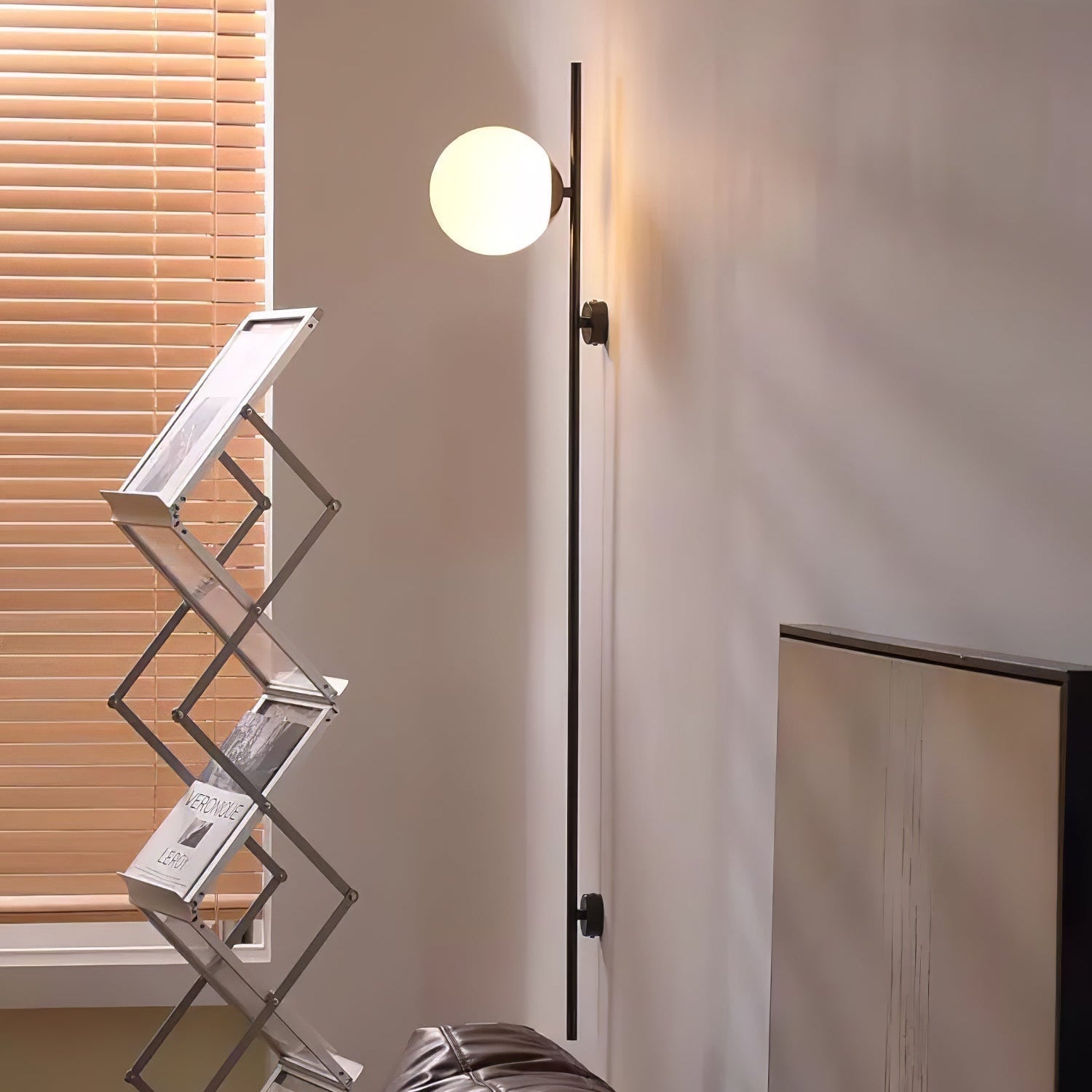 Zeroma Wall Light