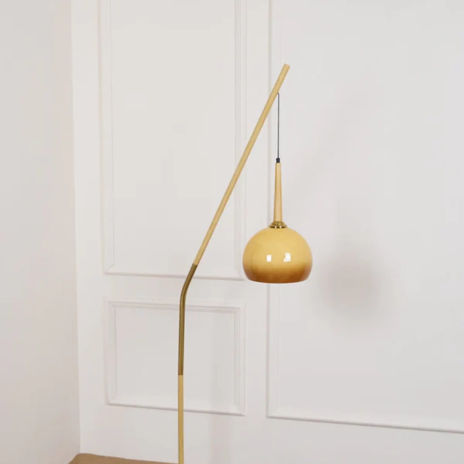 Zaresma Floor Lamp