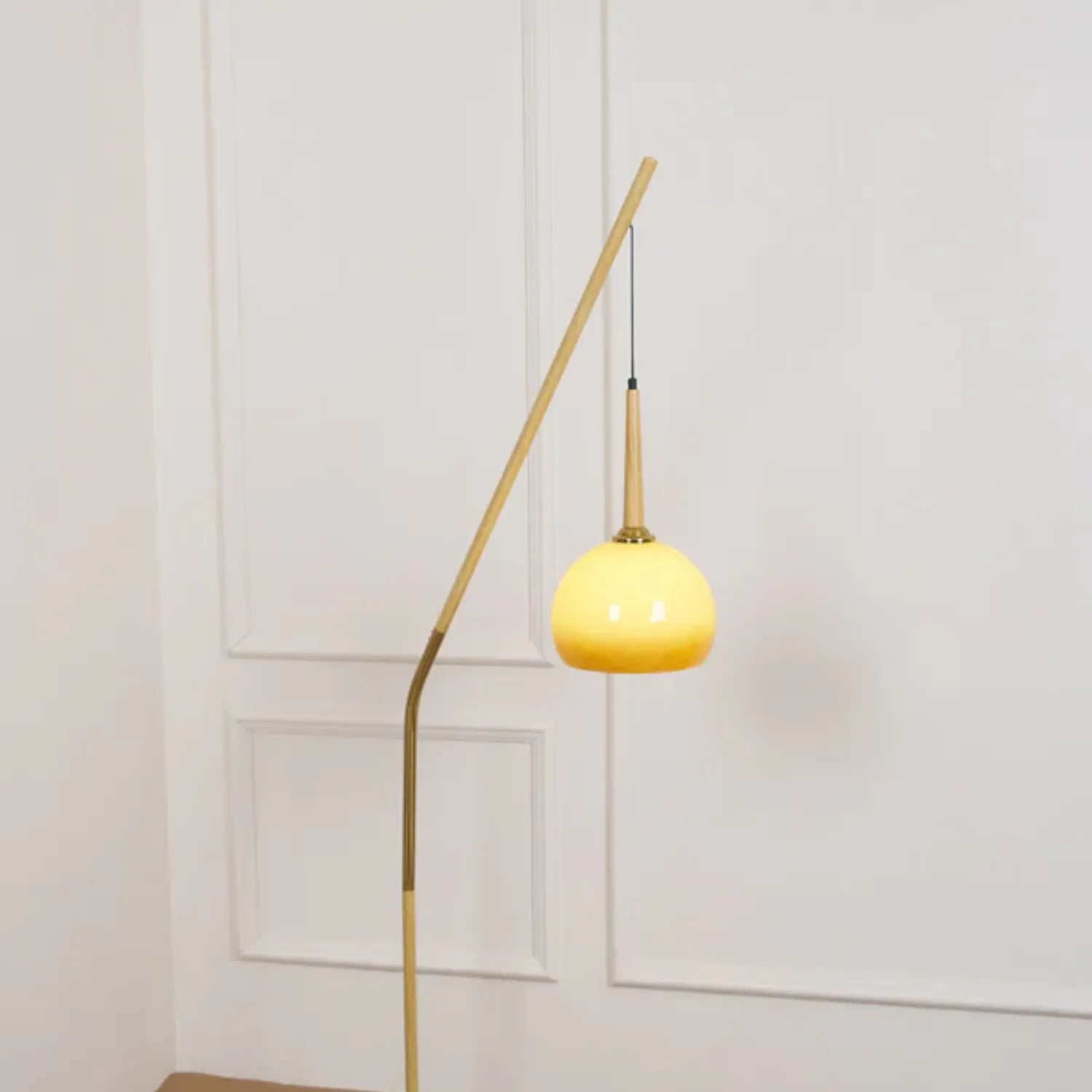 Zaresma Floor Lamp