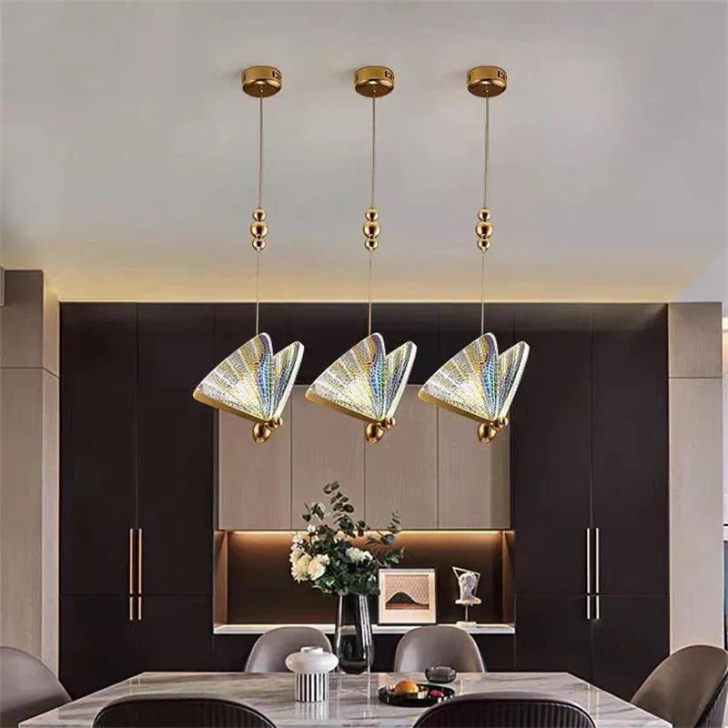 Loeza Butterfly-Shaped Pendant Light