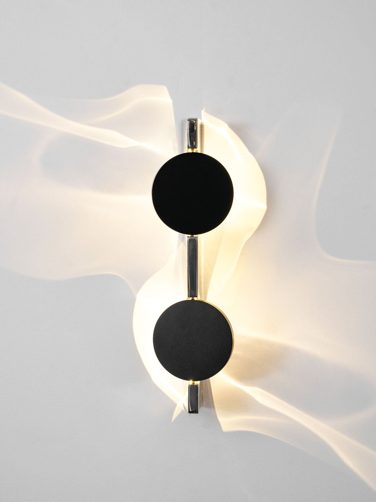 Jerolo Sculptural Wall Light