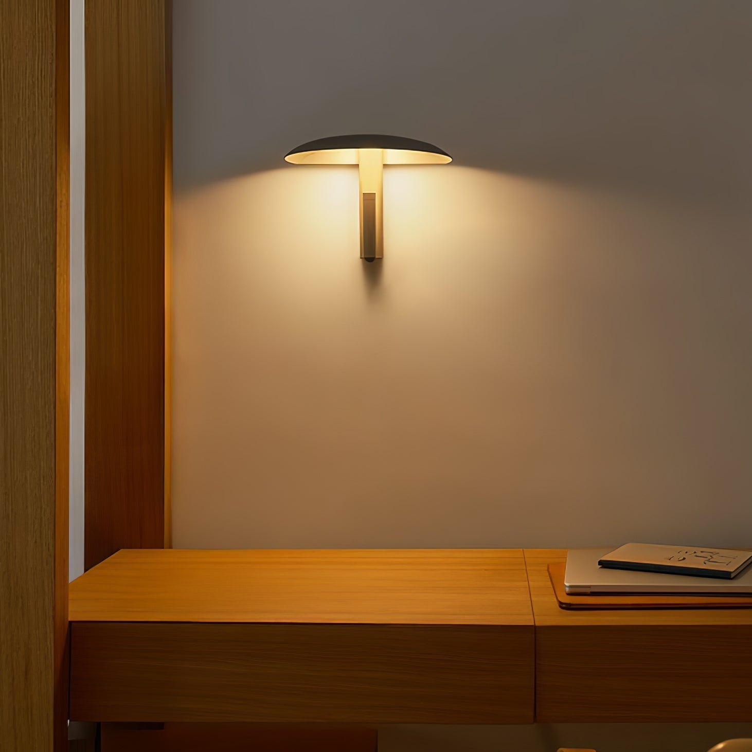 Kelzan Wall Light
