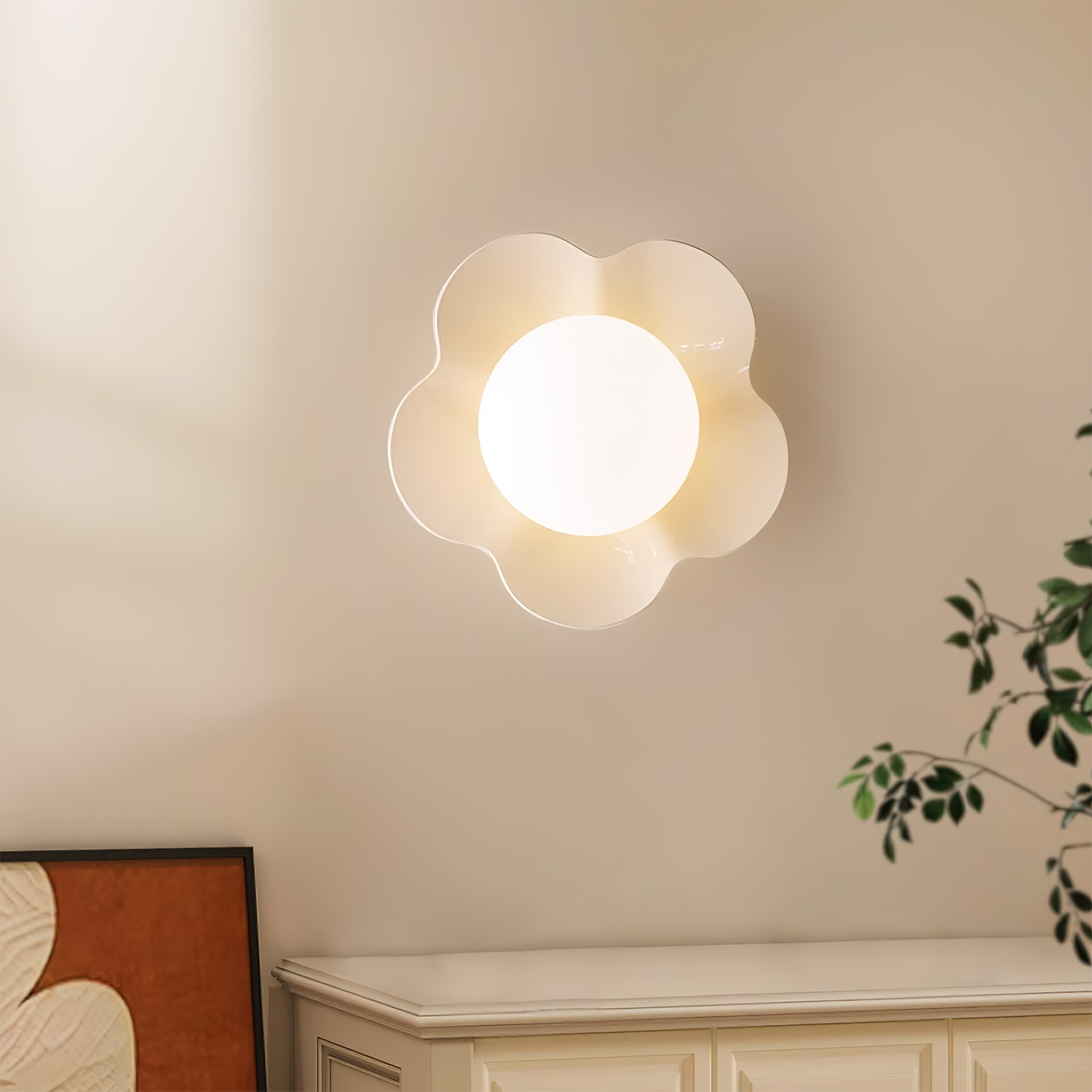 Selani Flower-Shaped Wall Light