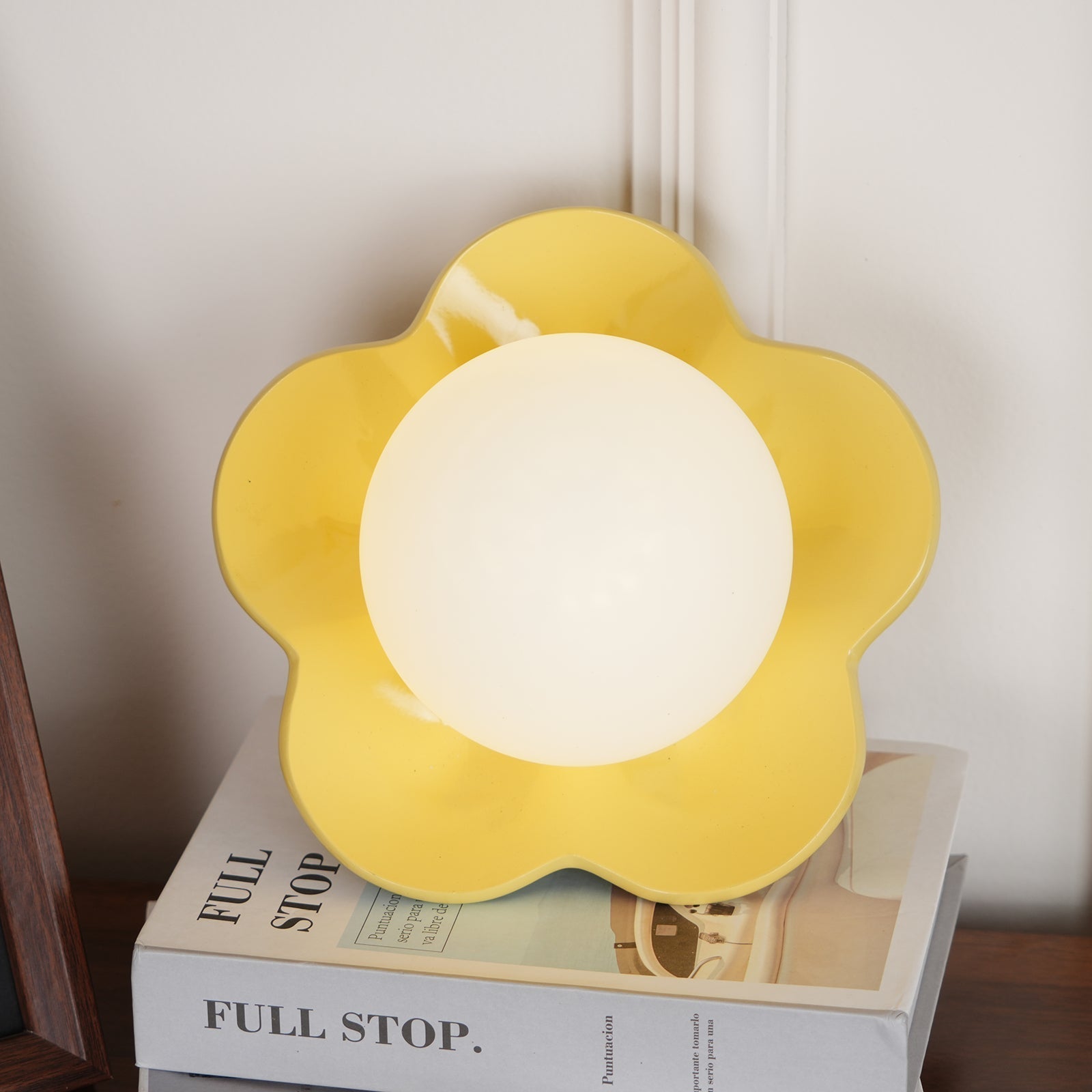 Filoyan Wall Light