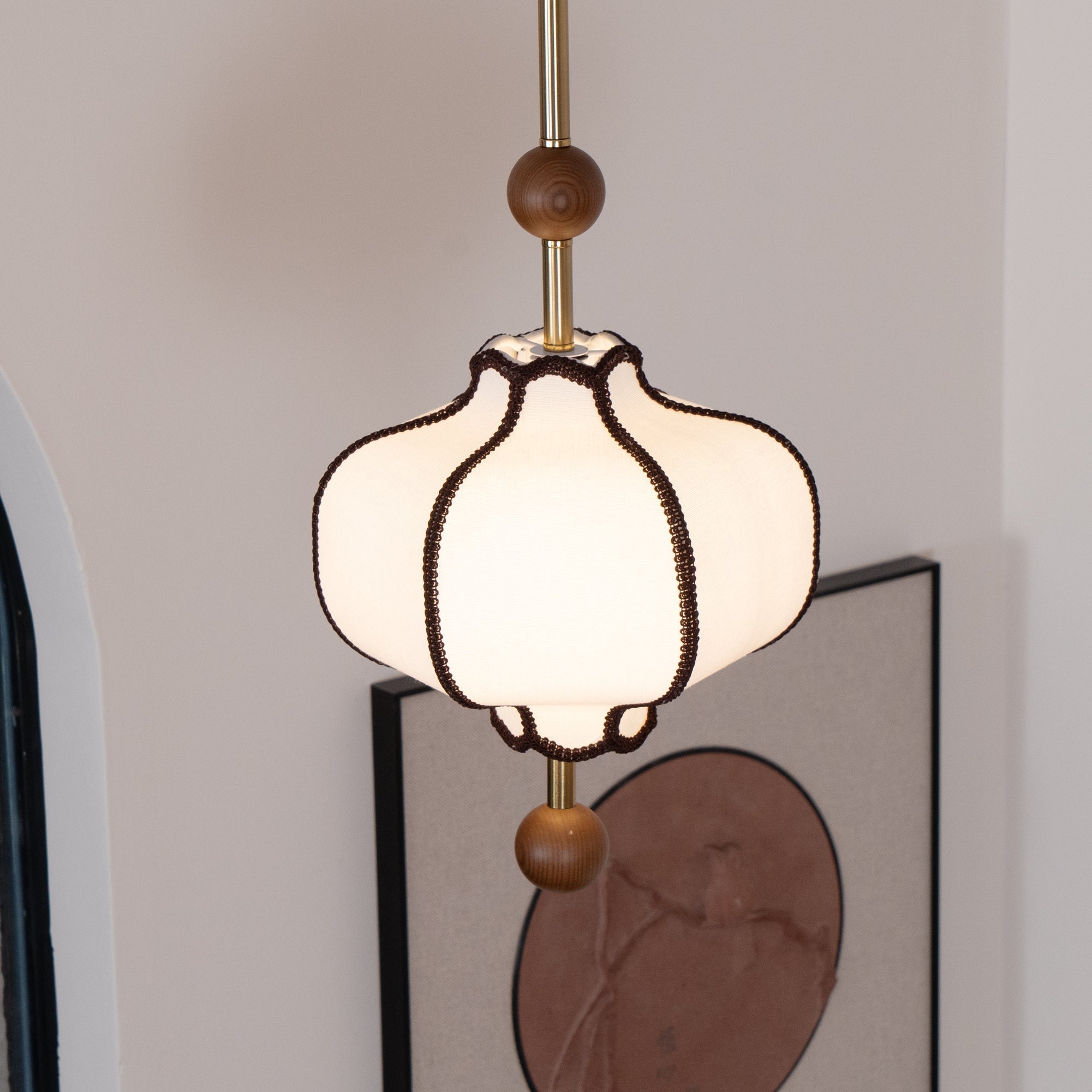 Lentove Pendant Light