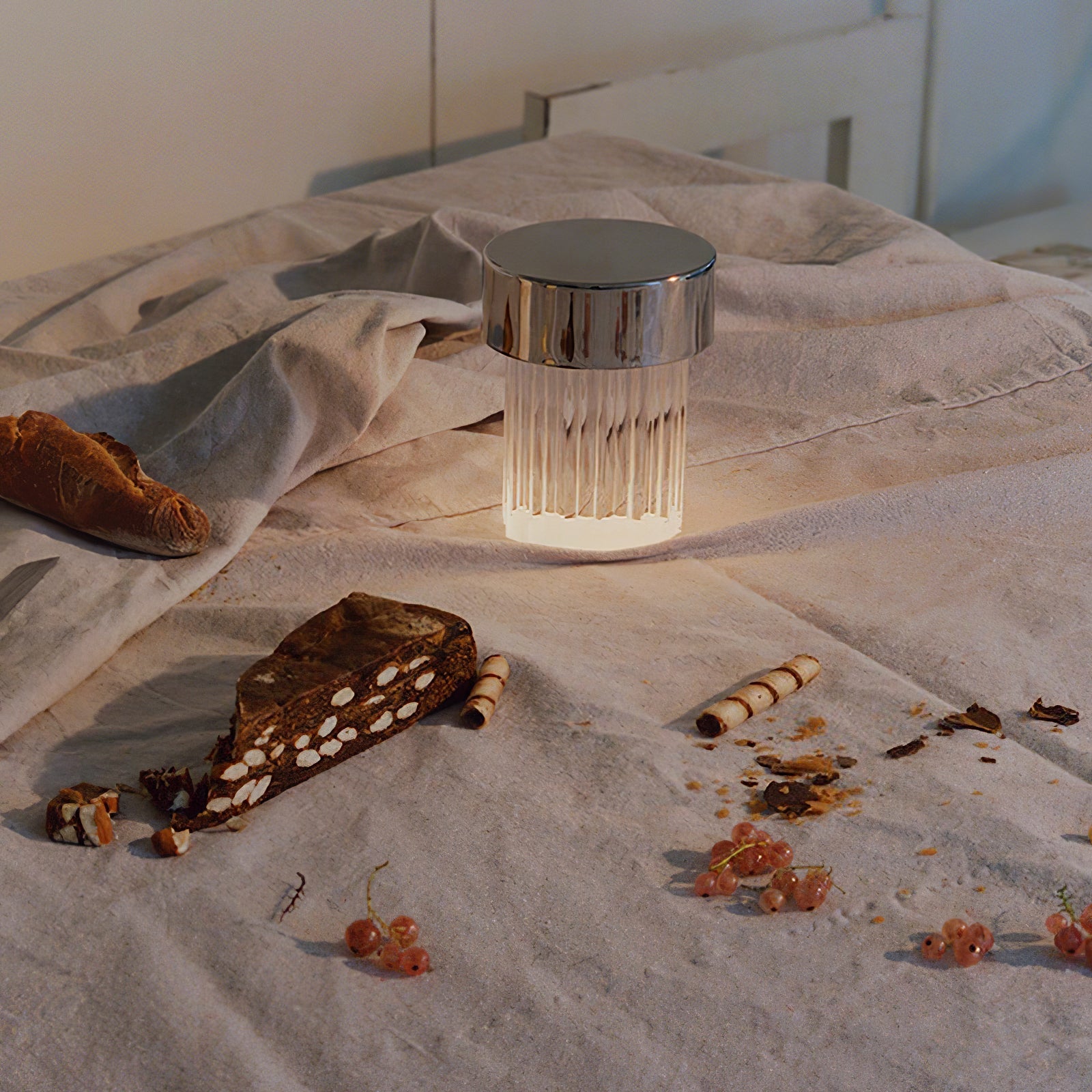 Toleso Table Lamp
