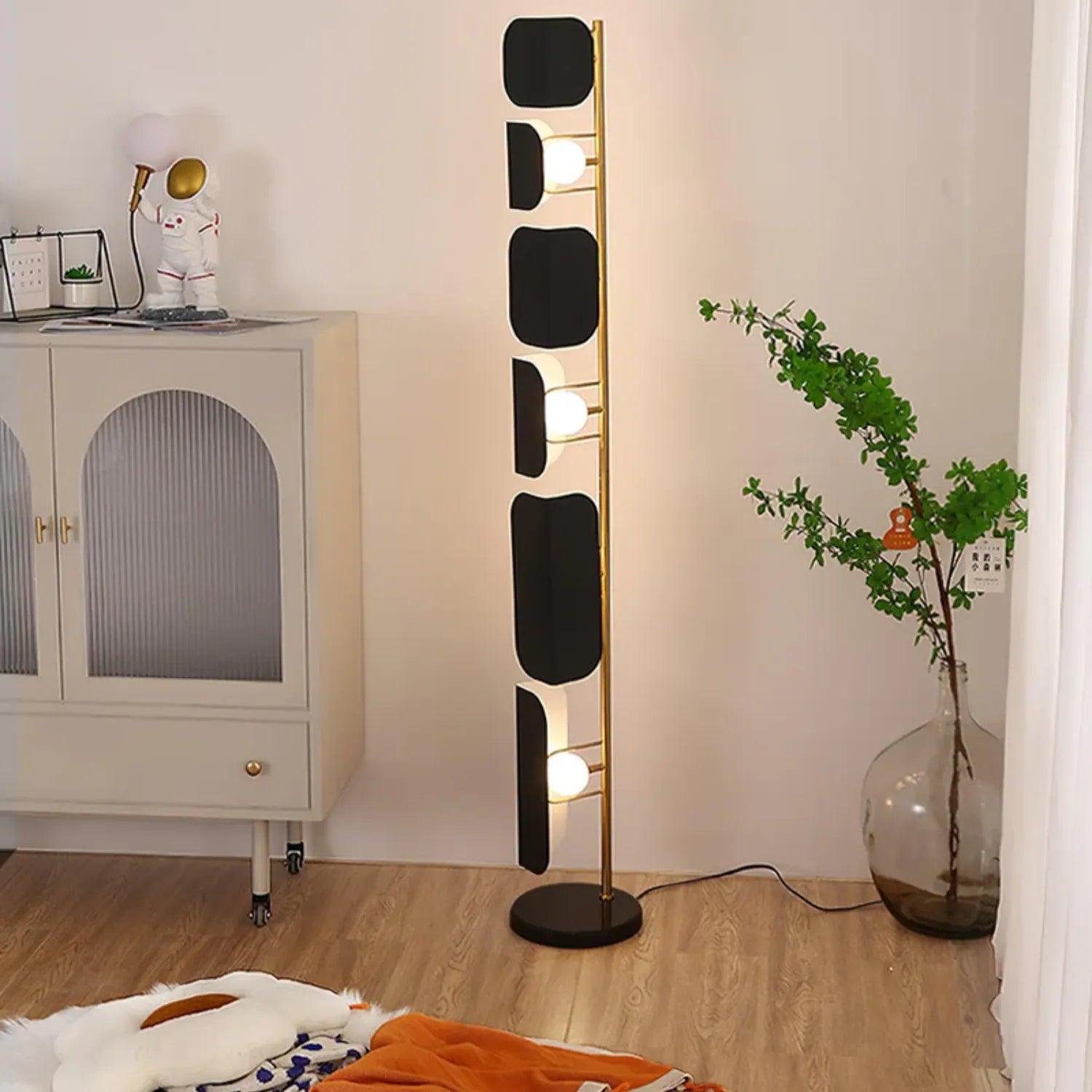 Loggane Floor Lamp