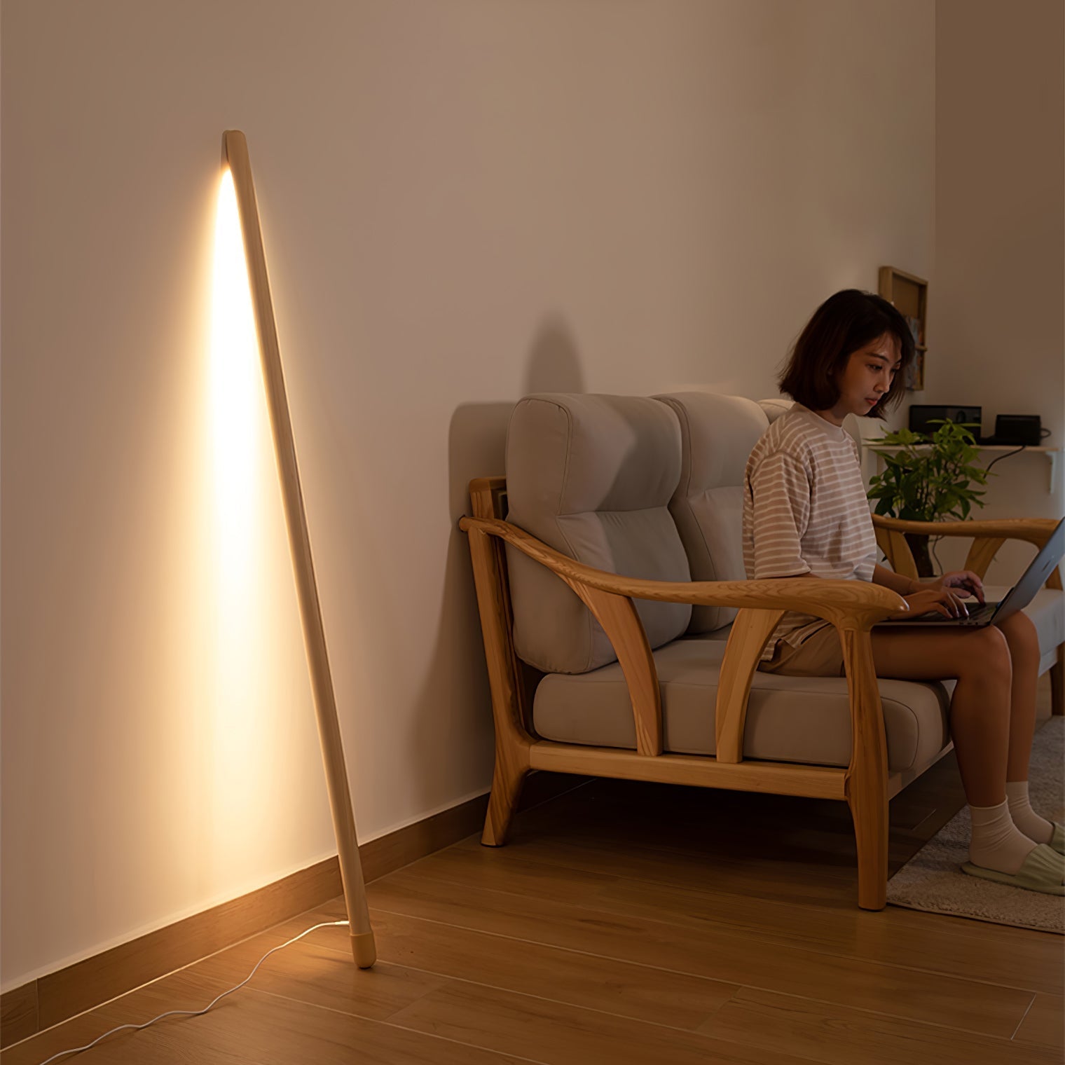 Muur Assist Floor Lamp