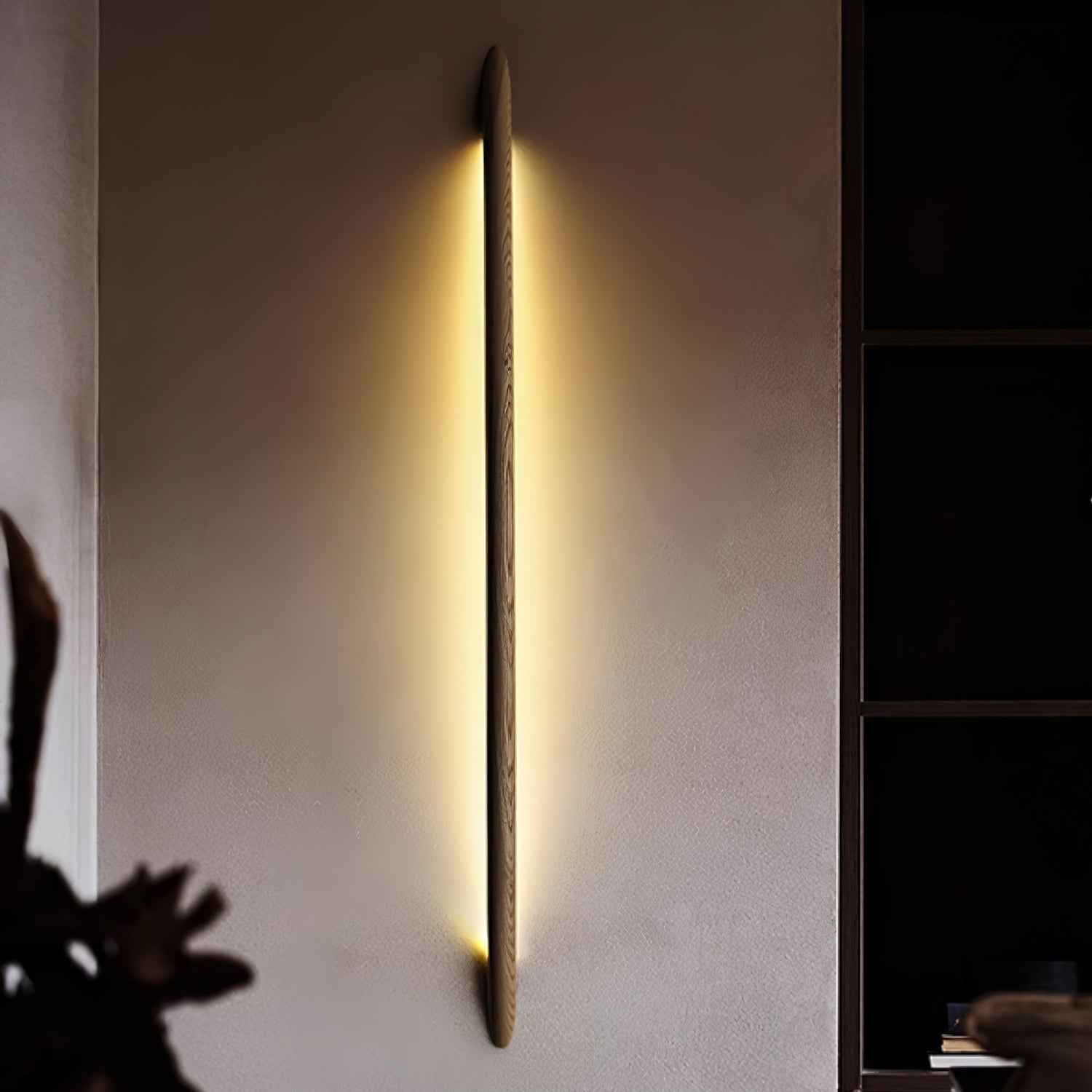 Lonema Curved Wooden Wall Light