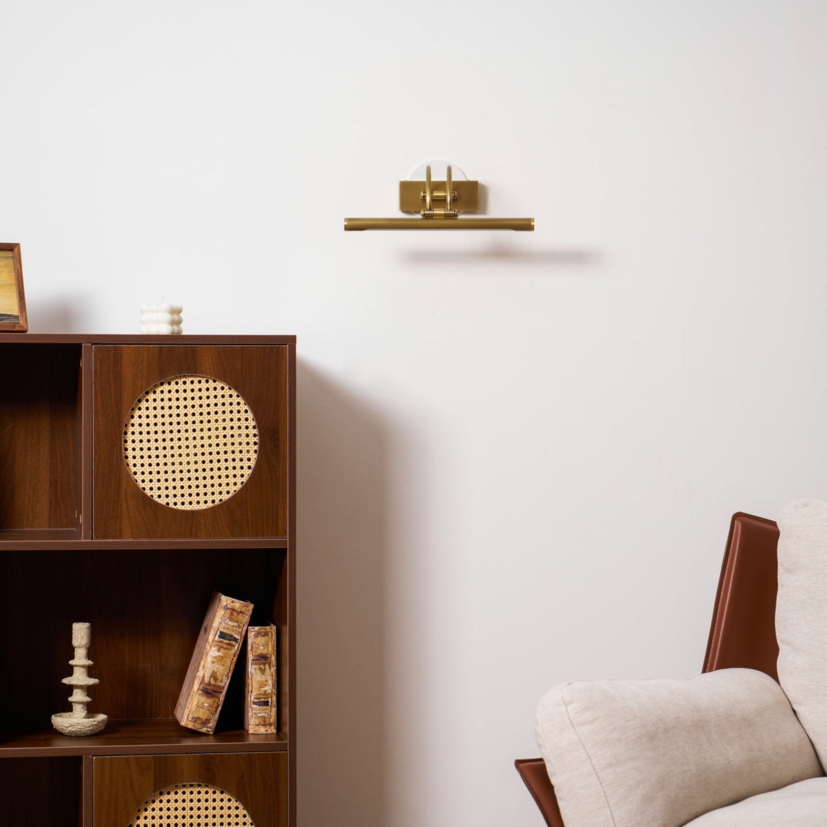 Bezuro Linear Wall Light