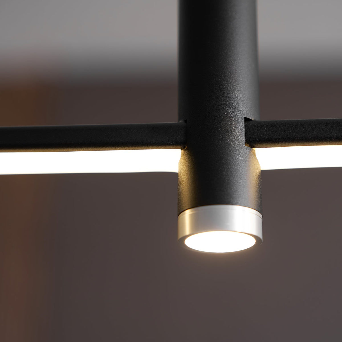 Disumo Linear Pendant Light