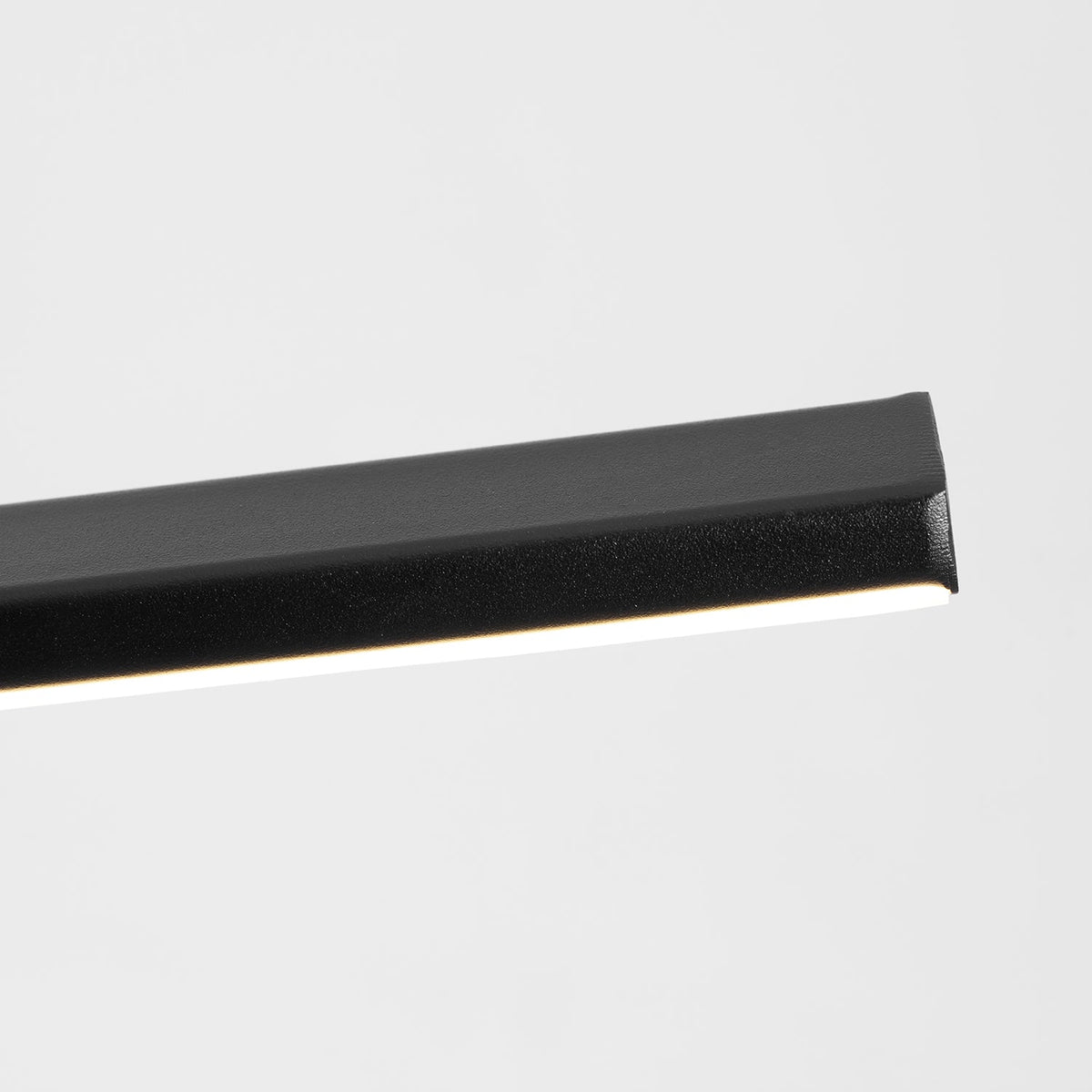 Disumo Linear Pendant Light