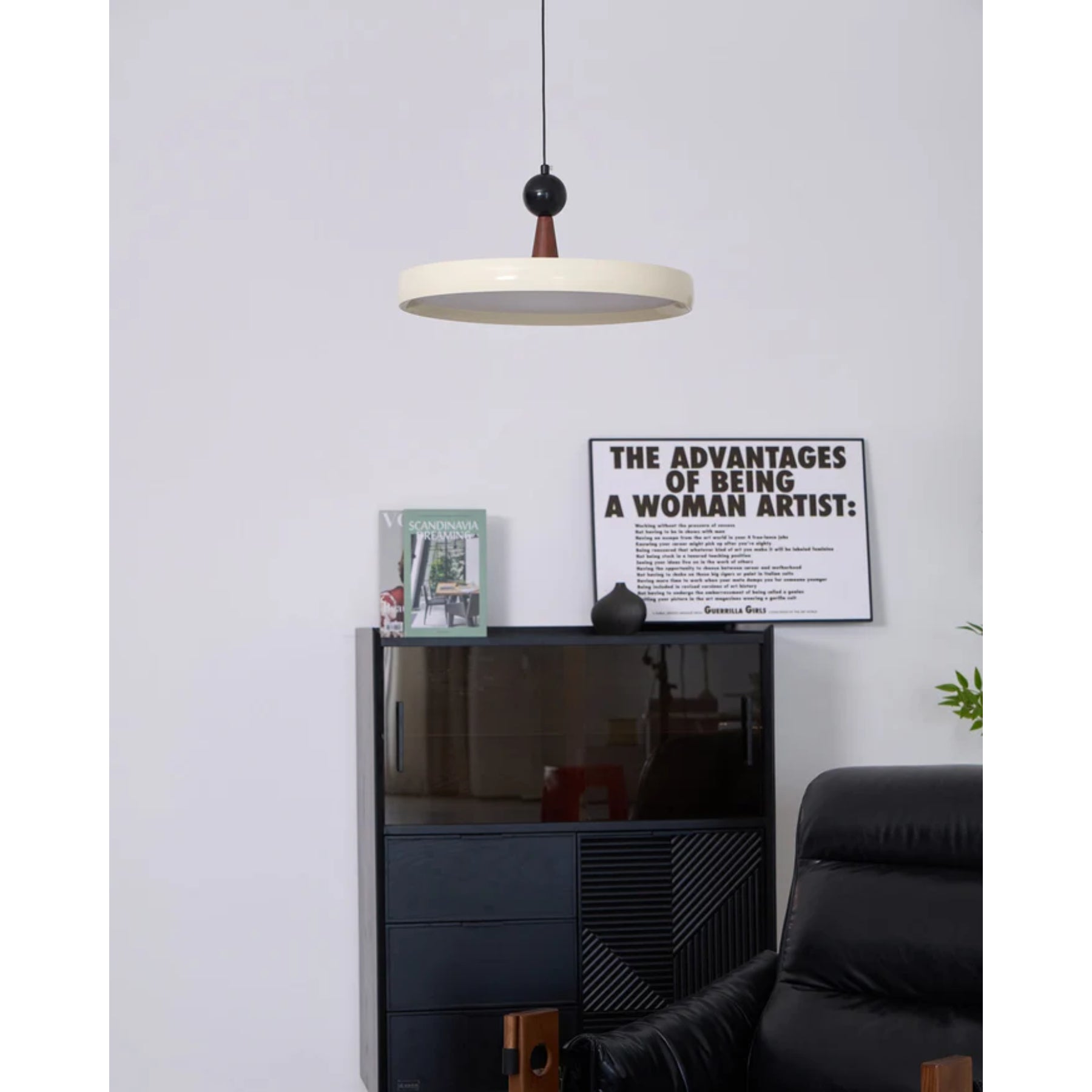 Liddo Swing Pendant Light