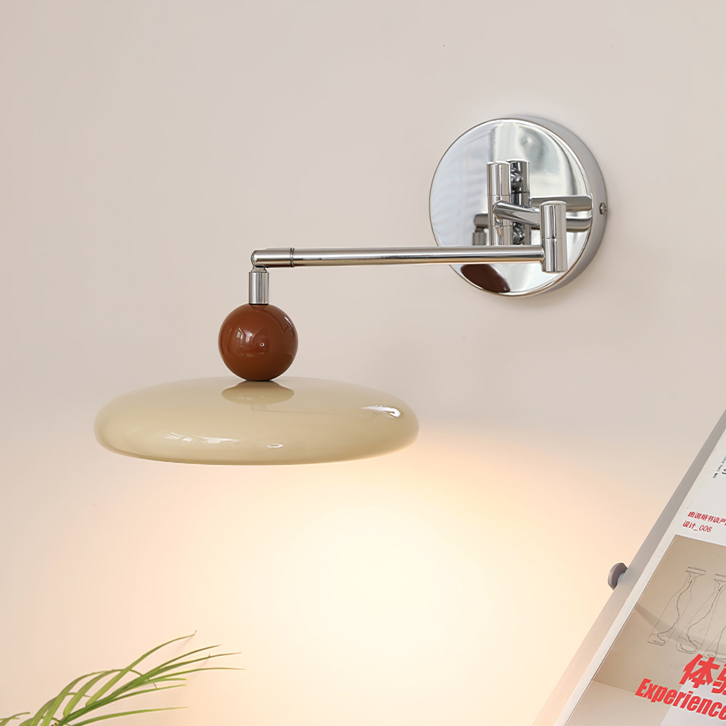 Laslon Wall Light