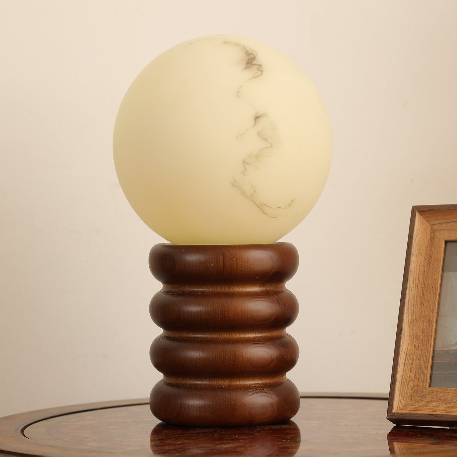 Jocusa Wooden Table Lamp