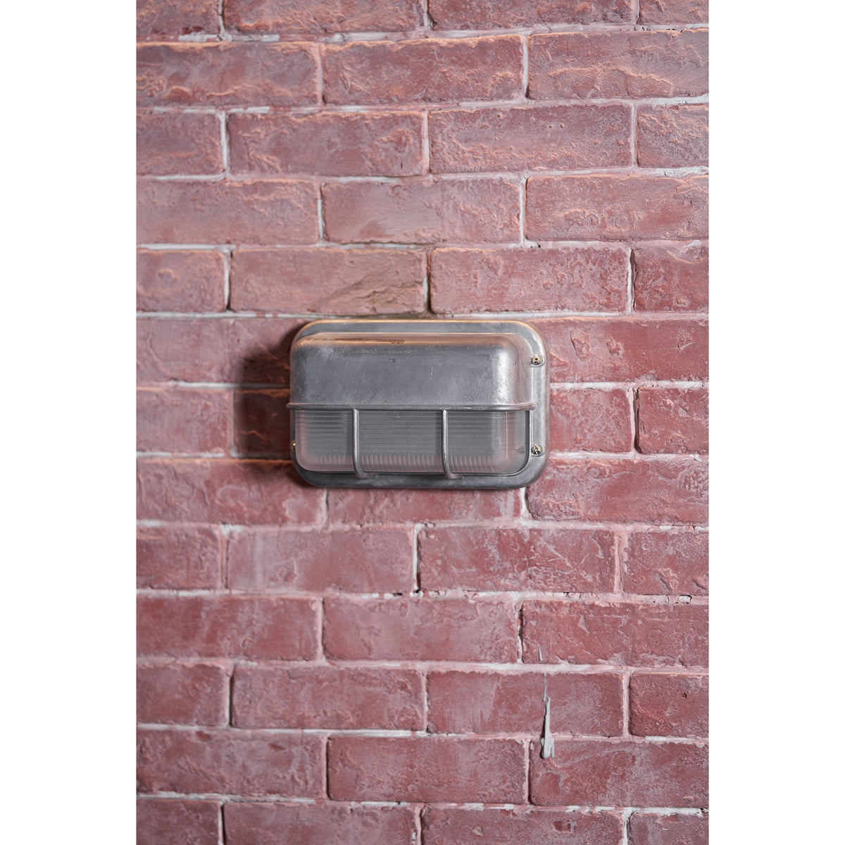 Praris Outdoor Wall Light