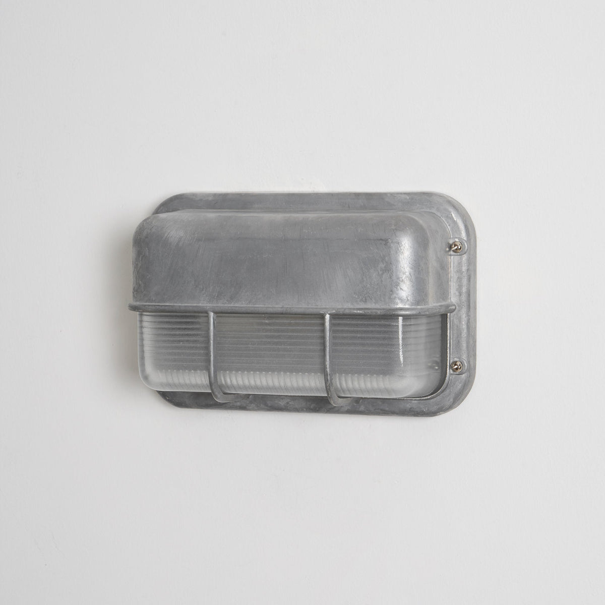 Praris Outdoor Wall Light