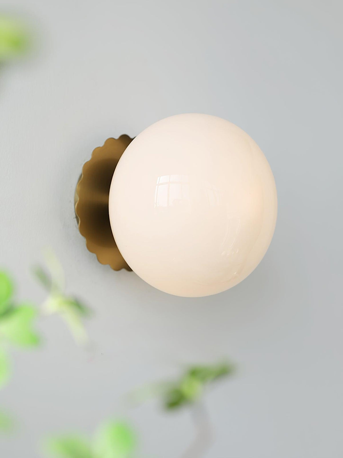 Niltalia Round Wall Light