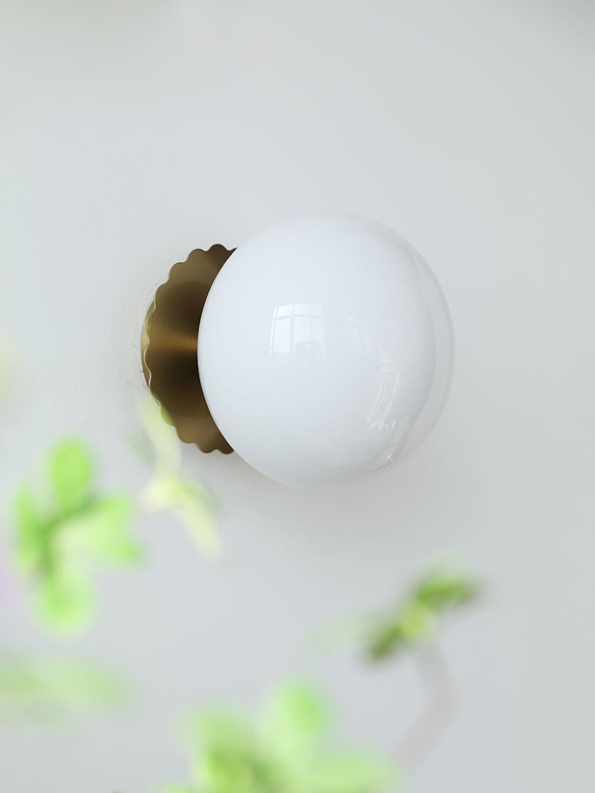 Niltalia Round Wall Light