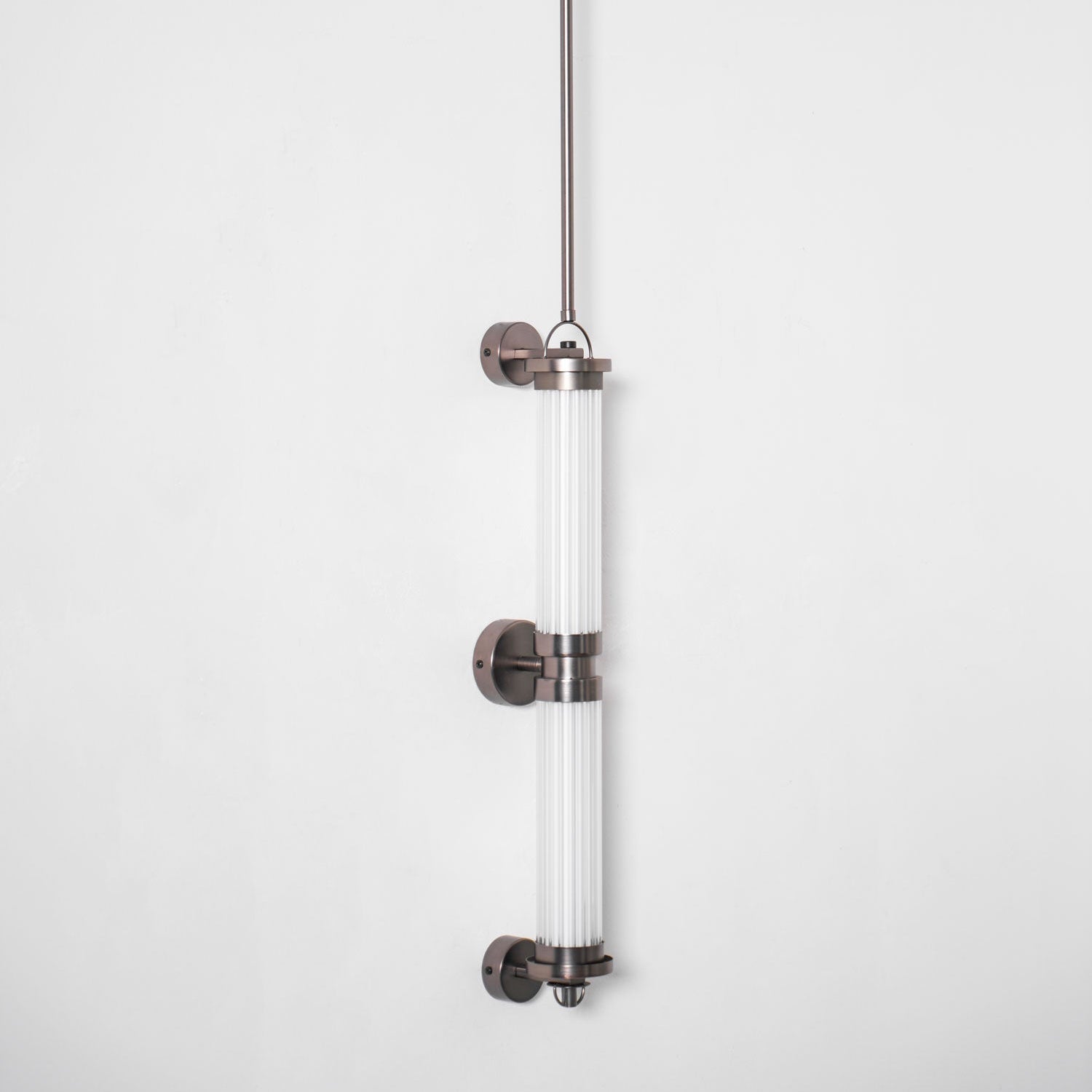 Xeso Vertical Wall Light