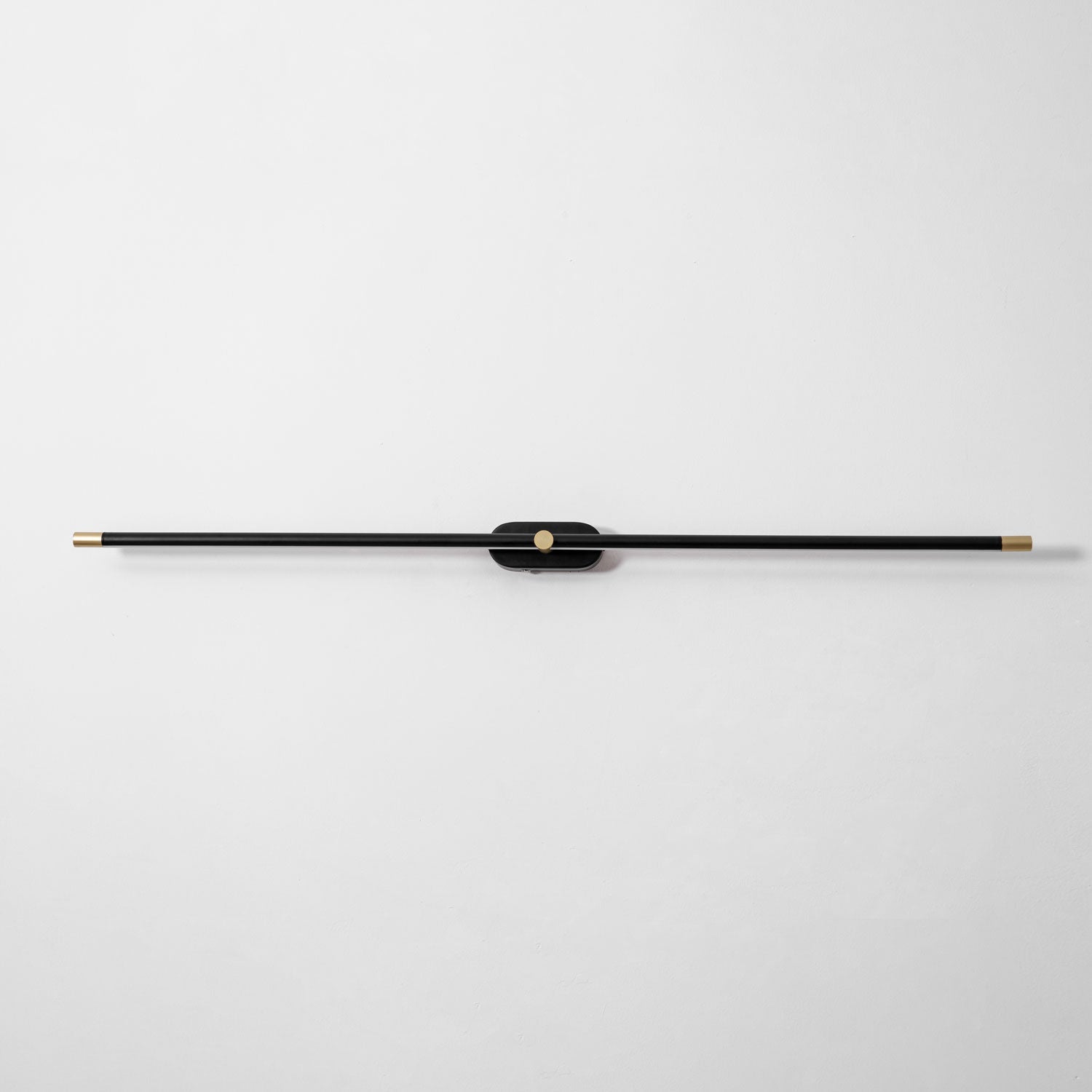 Govva Wall Light
