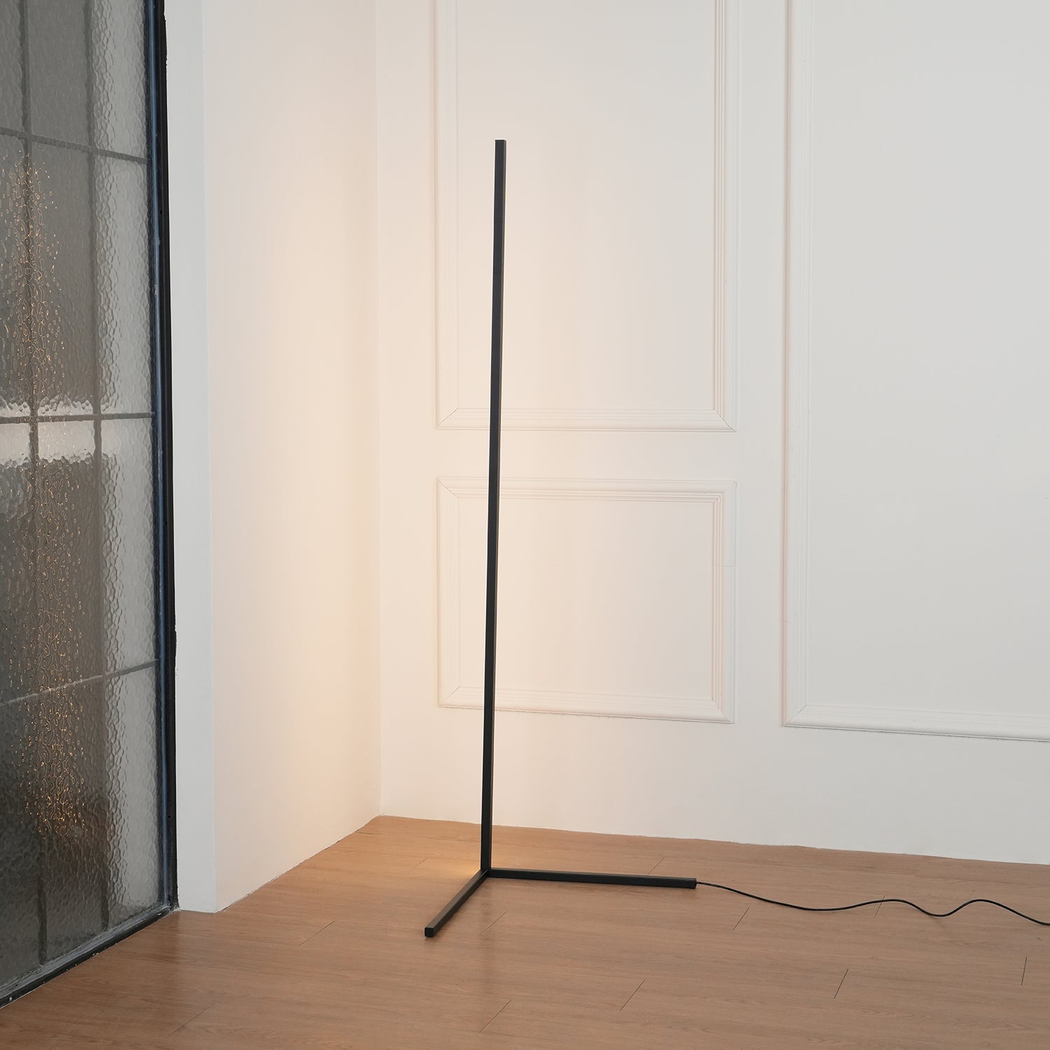 Lucavo Floor Lamp