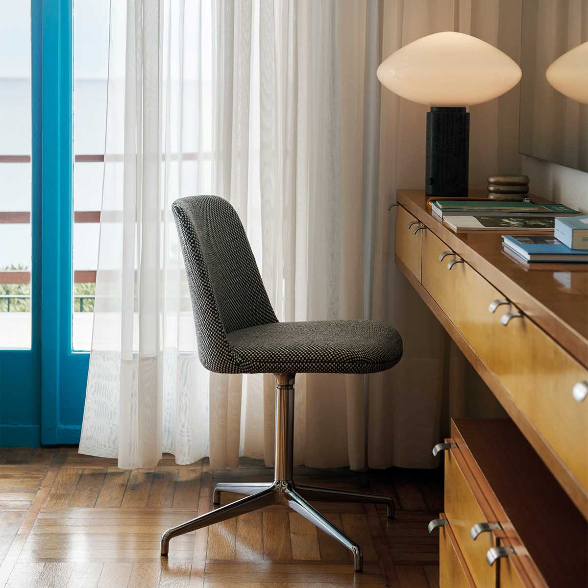 Zelkan Marble Table Lamp