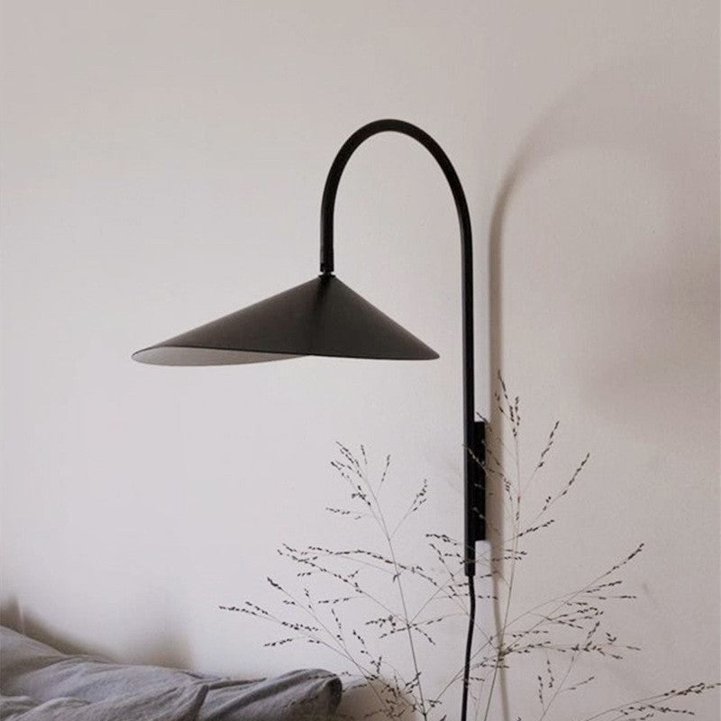 Arumce Wall Light