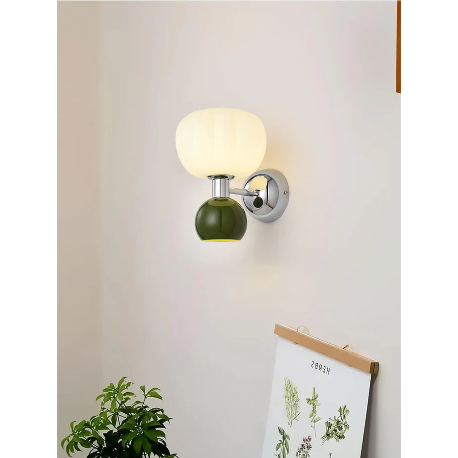 Scullon Wall Light