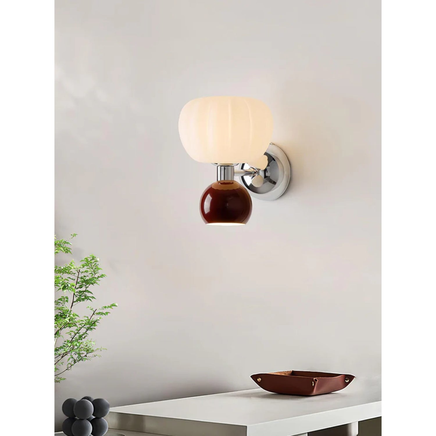 Scullon Wall Light
