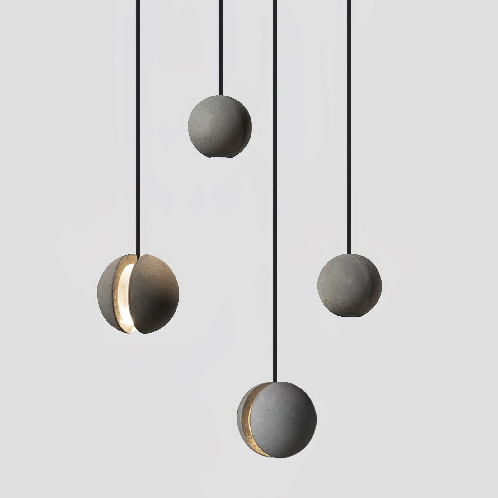 Devalo Pendant Light