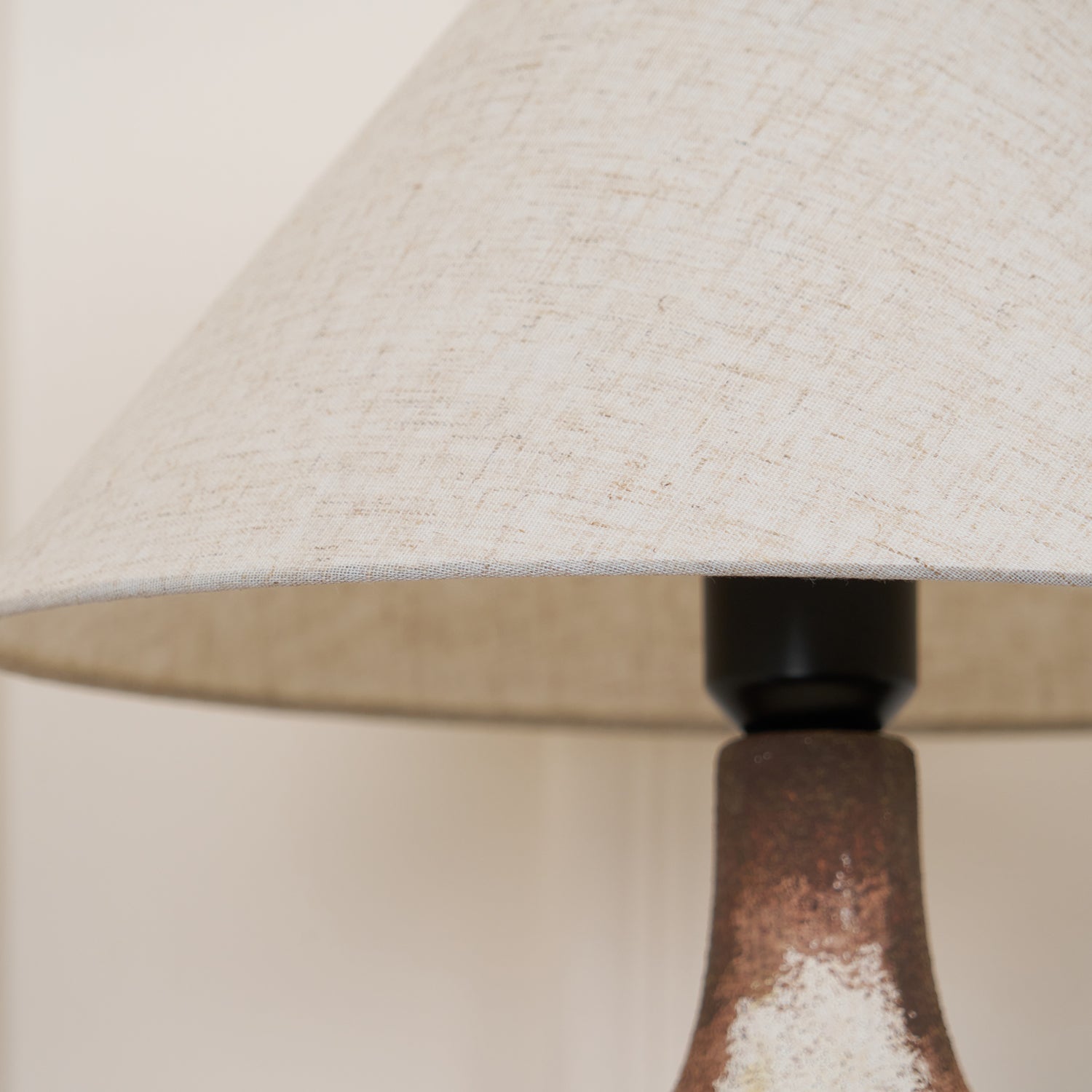 Nespal Table Lamp